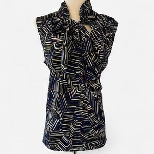 BLACK LABEL by Evan Picone Medium Sleeveless Tie Front Top Shirt Geometric VNeck